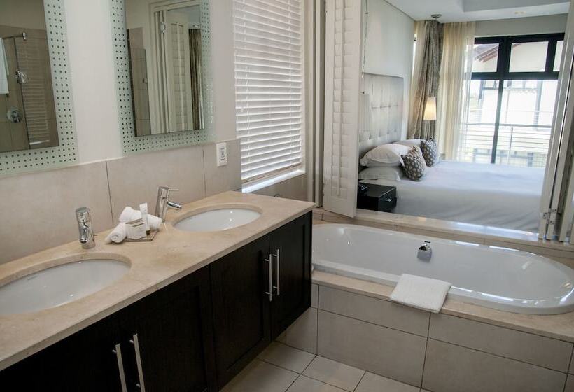 سوییت لوکس, Simola Hotel, Country Club & Spa