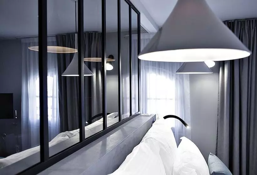 デラックスルーム, Logis Hôtel Villa Du Taur