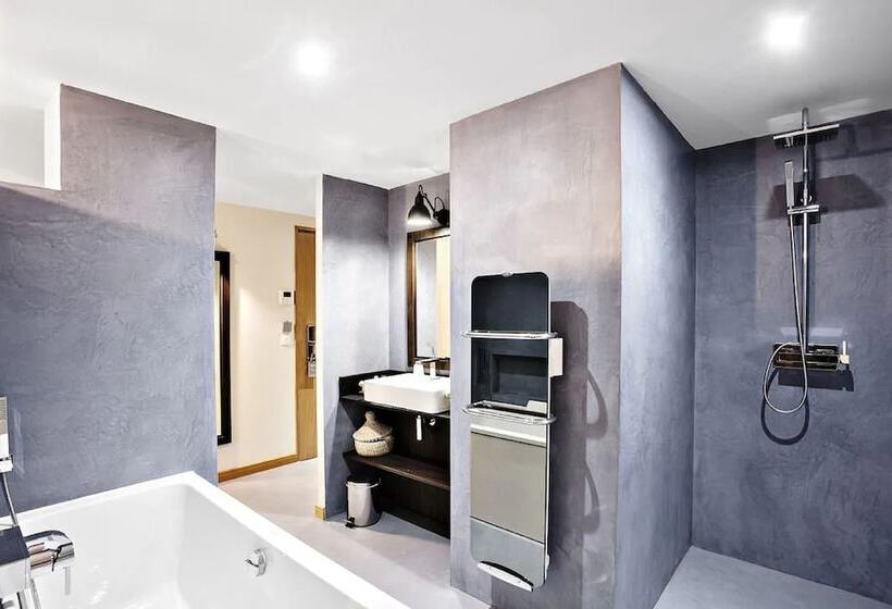 اتاق لوکس, Logis Hôtel Villa Du Taur