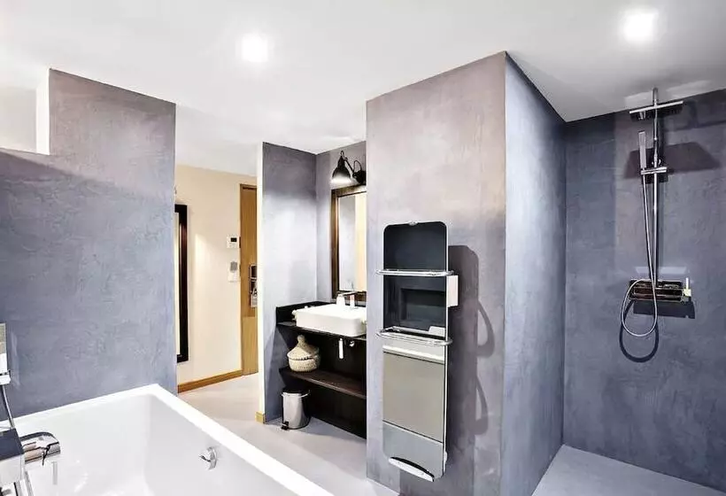 デラックスルーム, Logis Hôtel Villa Du Taur