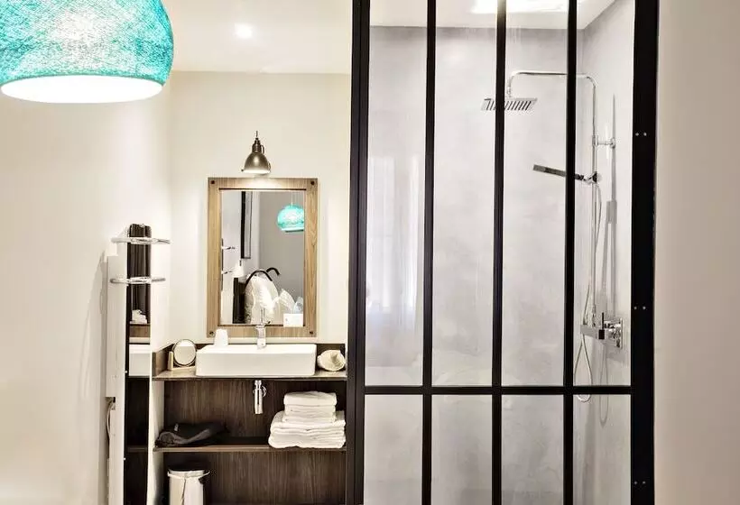 プレミアムルーム, Logis Hôtel Villa Du Taur