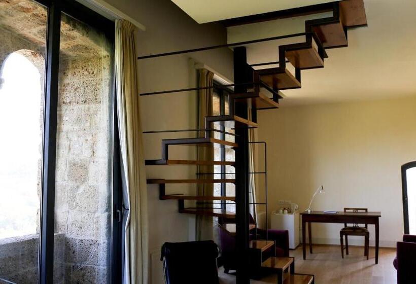 سوییت لوکس, Locanda Palazzone