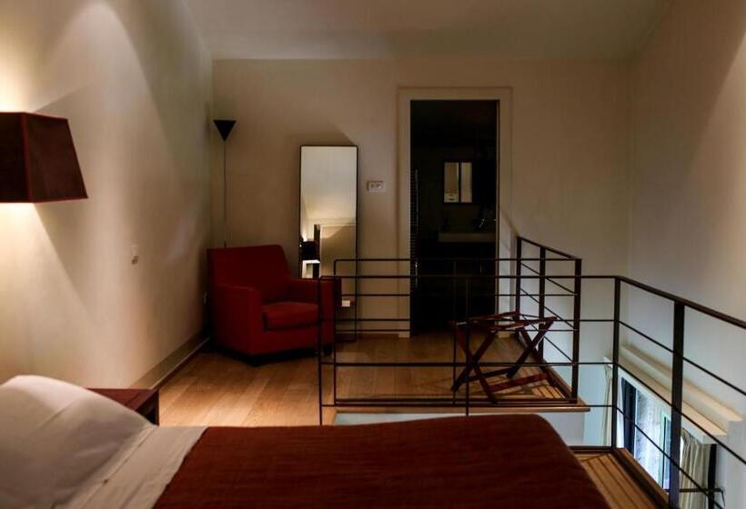 Люкс Повышенной Комфортности, Locanda Palazzone