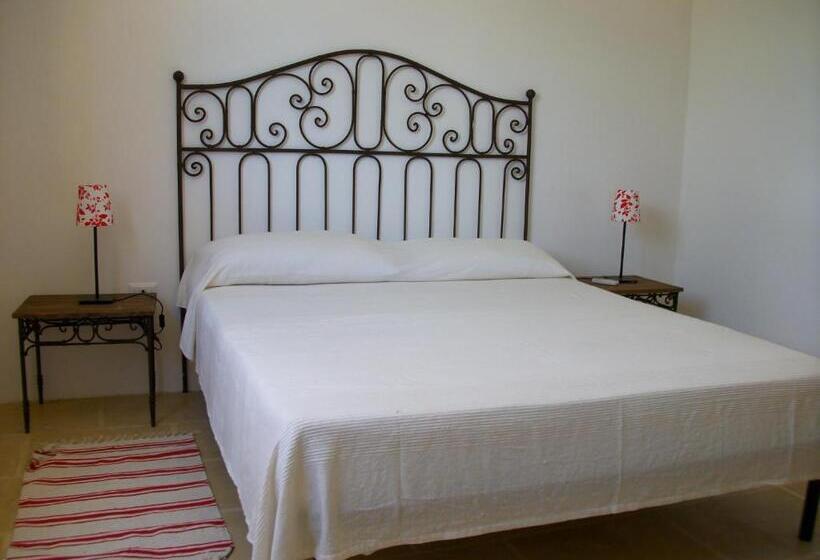 غرفة قياسية رباعية, Masseria Lacco