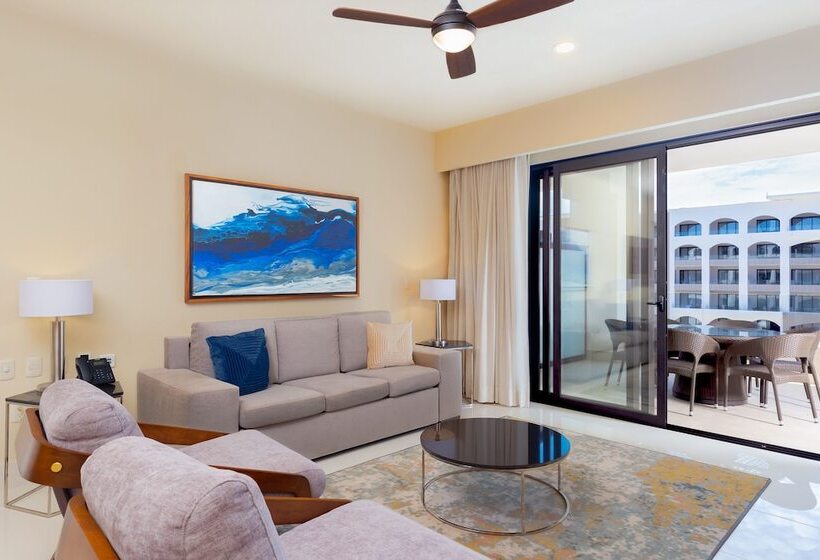 Люкс Вид на Бассейн, Villa La Valencia Beach Resort & Spa Los Cabos