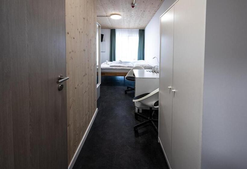 חדר סטנדרט, Boardinghouselandau