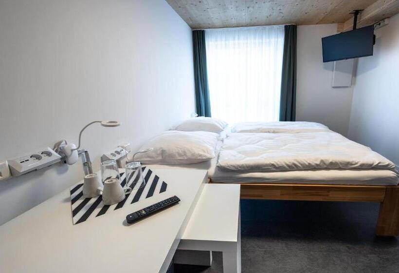 חדר סטנדרט, Boardinghouselandau