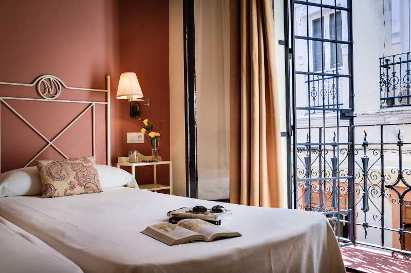 اتاق استاندارد سه نفره, El Nogal Casa