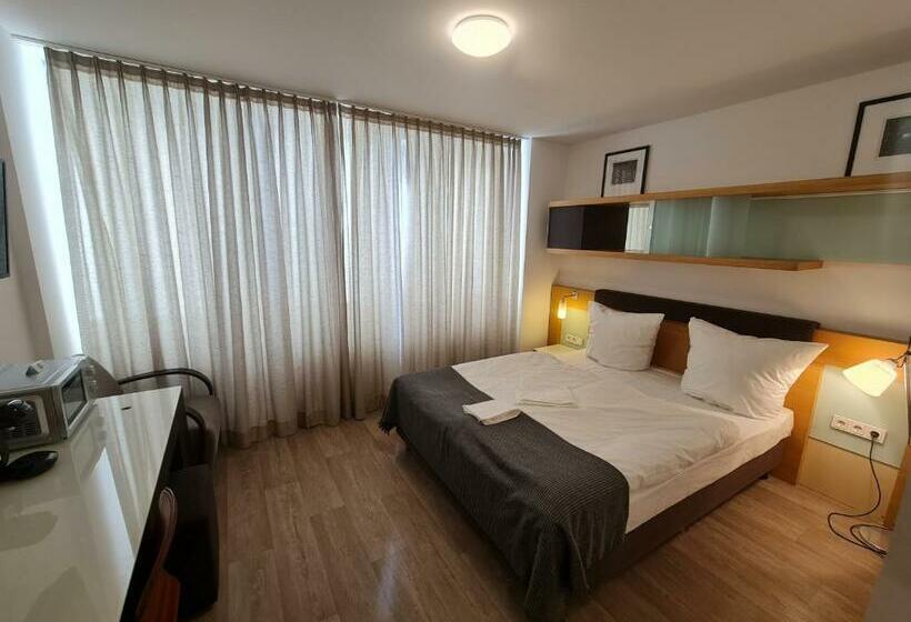 اتاق استاندارد, Check Inn Hotels   Offenbach