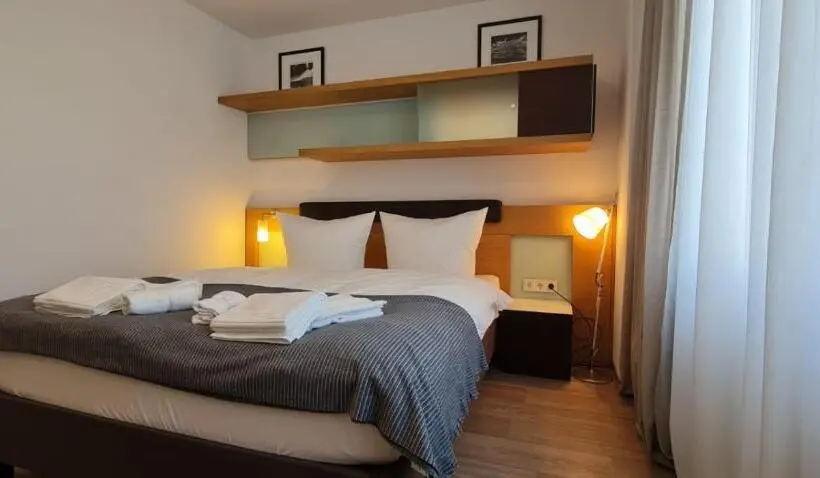 エコノミールーム, Check Inn Hotels   Offenbach