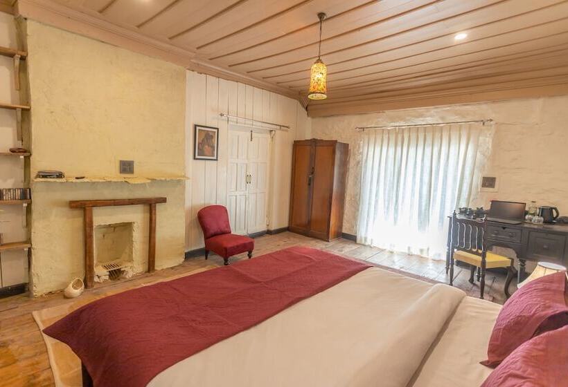 Номер Стандарт, Seclude Shimla, Taraview
