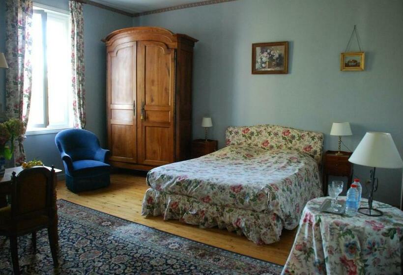 Номер Стандарт Трехместный, Château Le Baudou