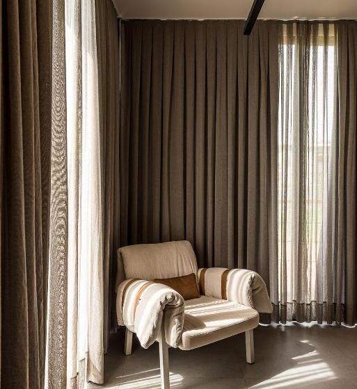 Люкс Повышенной Комфортности, Triângulo Noronha