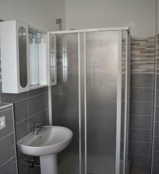 四人标准间, B&b Da Zio Peppe