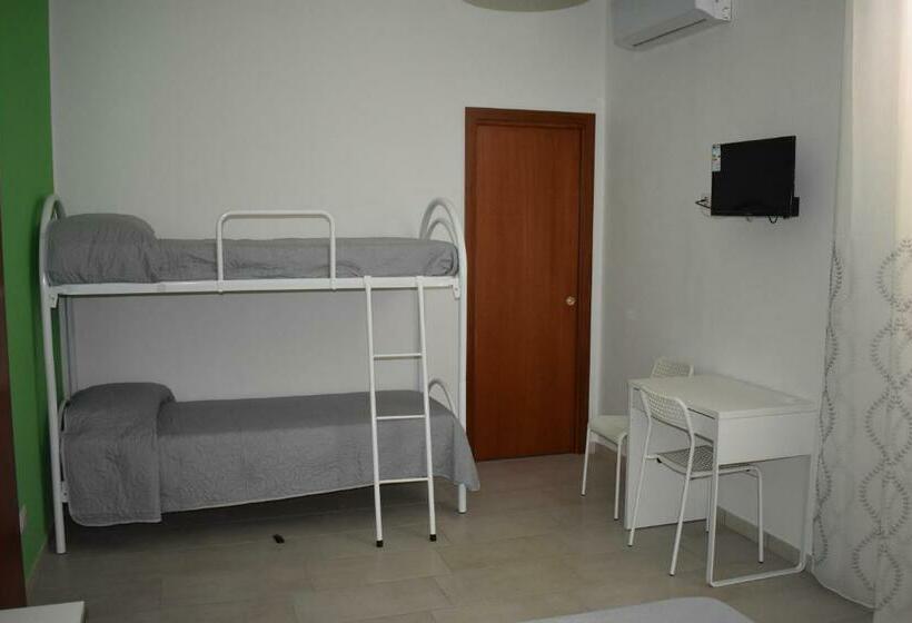 Четырехместный Номер Стандарт, B&b Da Zio Peppe