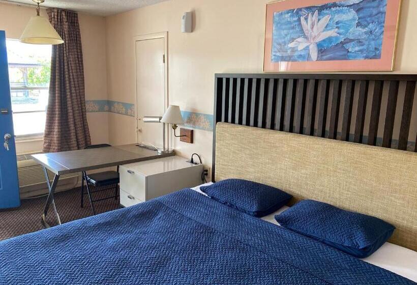 스탠다드 룸 킹사이즈 침대, Budget Inn Of Sebring