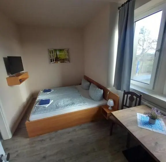 スタンダードルーム, Hofbräu Zur Schönen Aussicht
