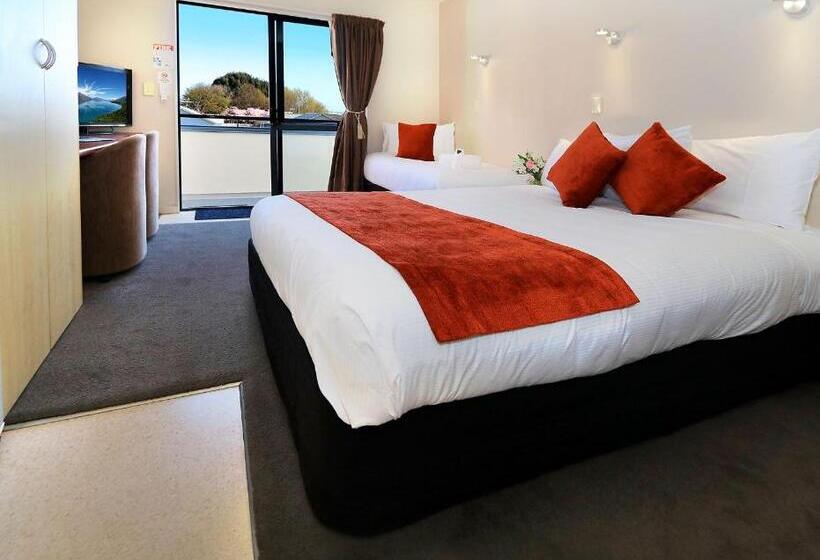 استودیوی سوپریور, Bella Vista Motel Invercargill
