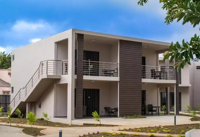 سوییت لوکس, Casa Florida Hotel & Spa
