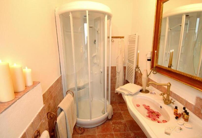 غرفة سوبيريور سرير كينج, Abbadia San Giorgio