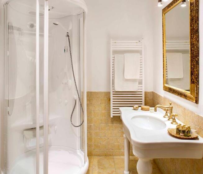 غرفة سوبيريور سرير كينج, Abbadia San Giorgio