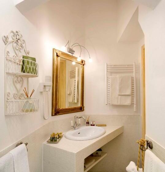 جناح, Abbadia San Giorgio