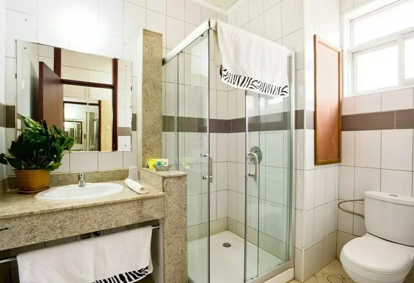 استودیو ساده, Afrique Suites