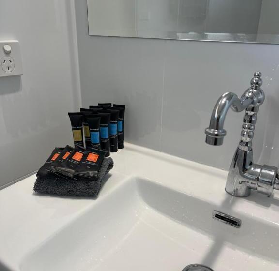 标准间, Albert Park Motor Inn King Beds Pool Shaded Parking