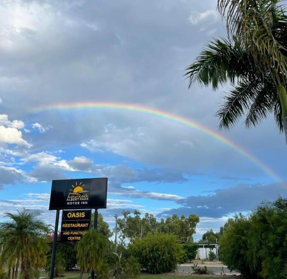 标准间, Albert Park Motor Inn King Beds Pool Shaded Parking