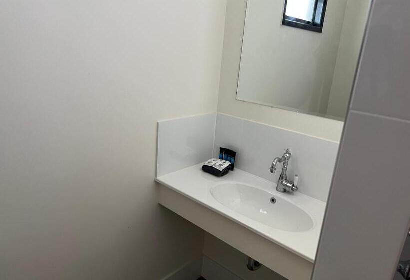 豪华房间, Albert Park Motor Inn King Beds Pool Shaded Parking