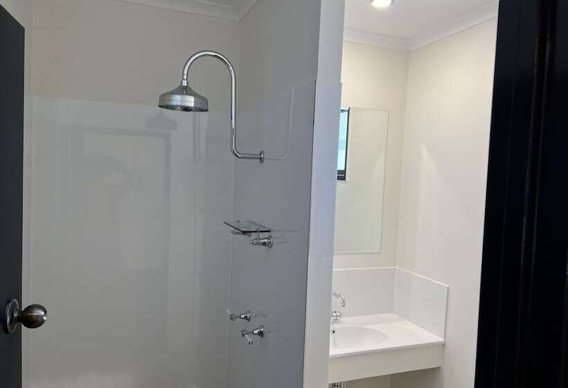 豪华房间, Albert Park Motor Inn King Beds Pool Shaded Parking