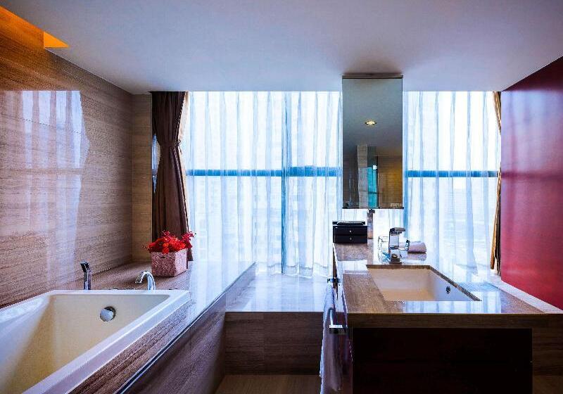 غرفة ديلوكس سرير كينج, Grand Mercure Xiamen Downtown Free Welcome Fruit & Metro Station