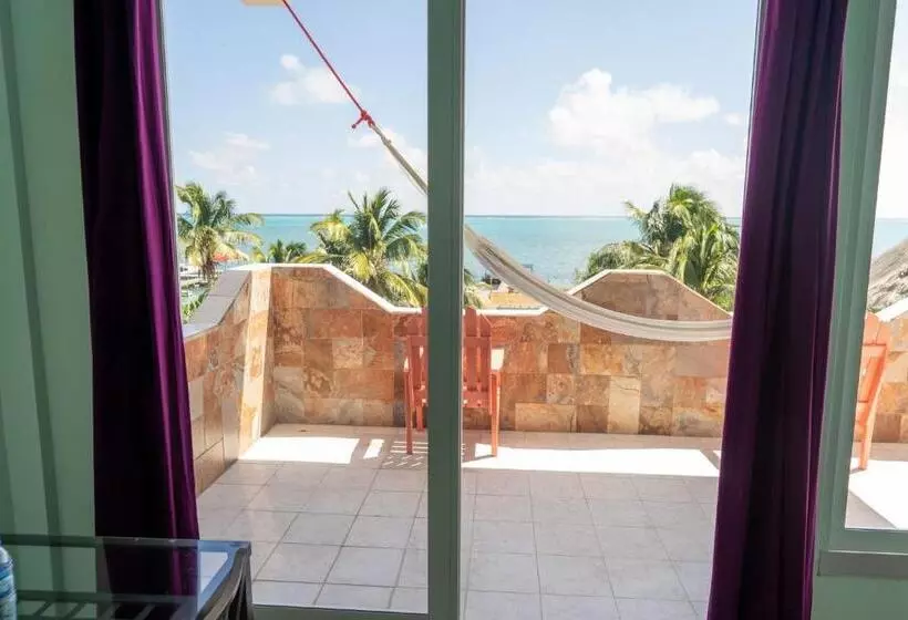 オーシャンビューのプレミアムルーム。, Island Magic Beach Resort