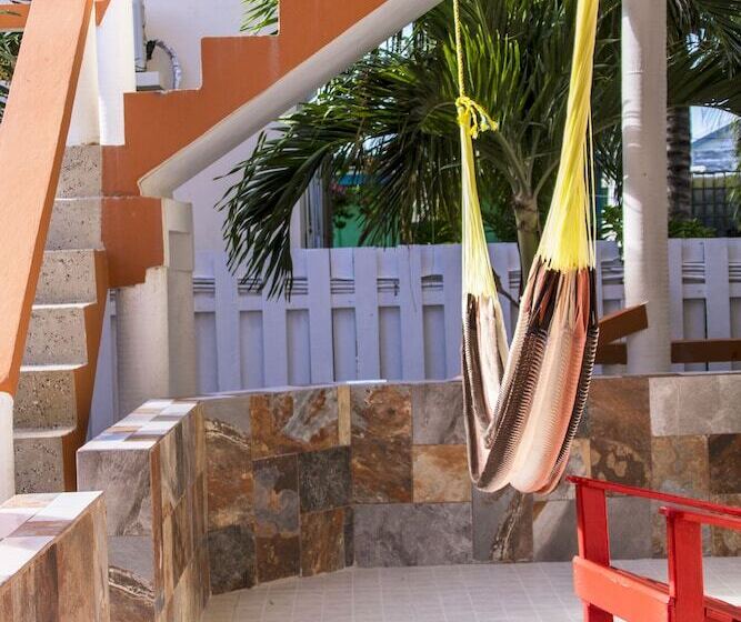 标准间带游泳池, Island Magic Beach Resort