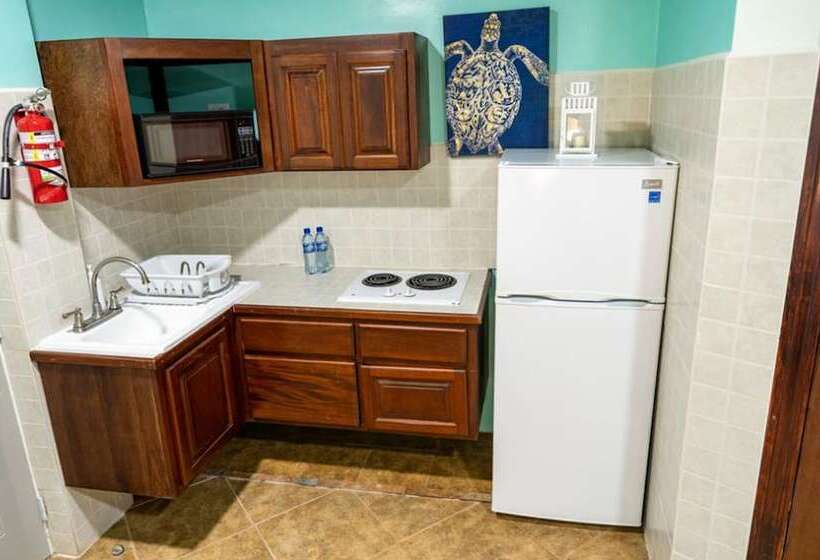 标准间带游泳池, Island Magic Beach Resort