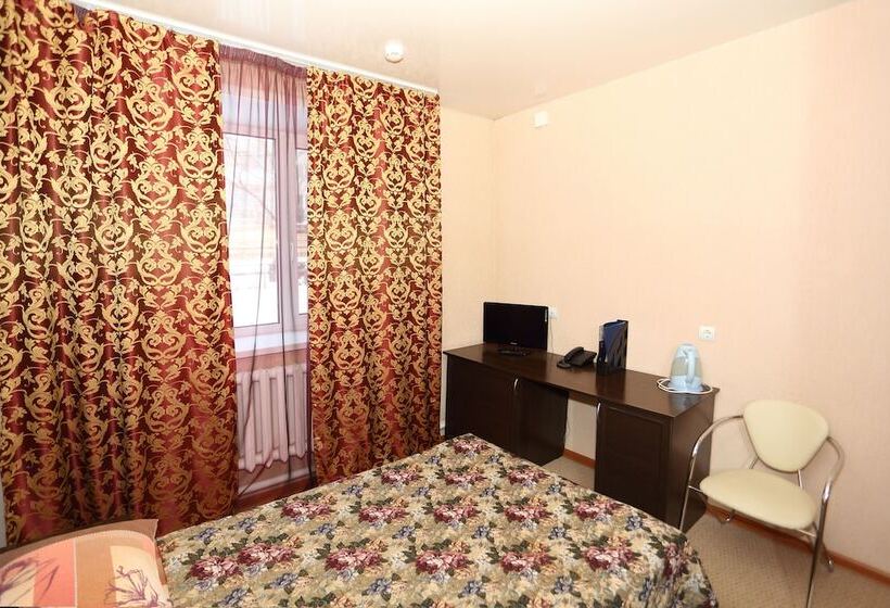 חדר סטנדרט יחיד, Maria