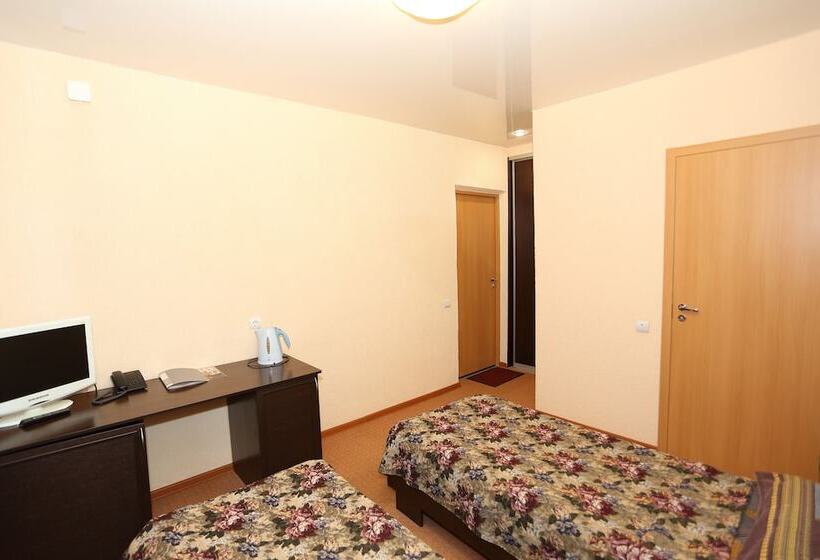 חדר סטנדרט, Maria