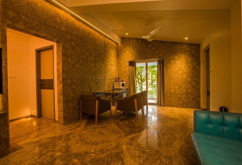 جناح ملكى, Millennium Park