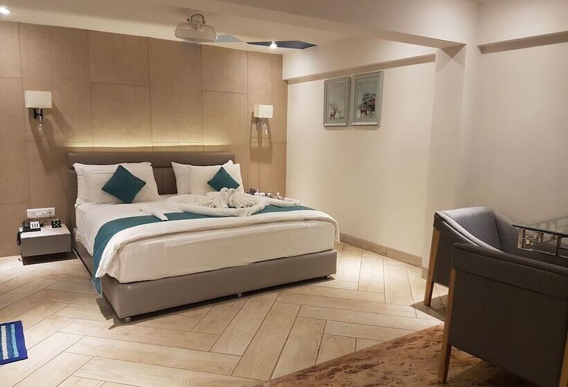 جناح إدارى, Millennium Park