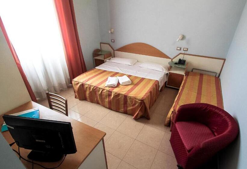 اتاق استاندارد سه نفره, Soggiorno Athena