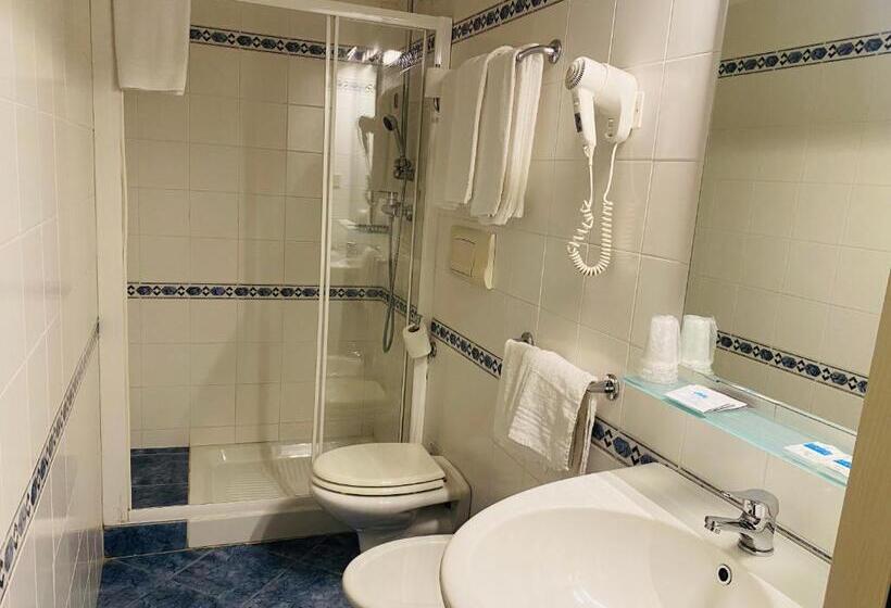 اتاق خانوادگی, Soggiorno Athena