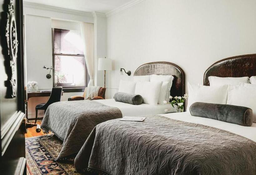 家庭间, The Ned Nomad