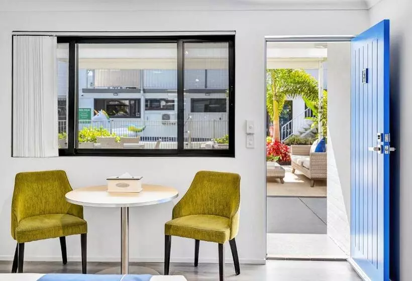 اتاق استاندارد, Montego Mermaid Beach Motel