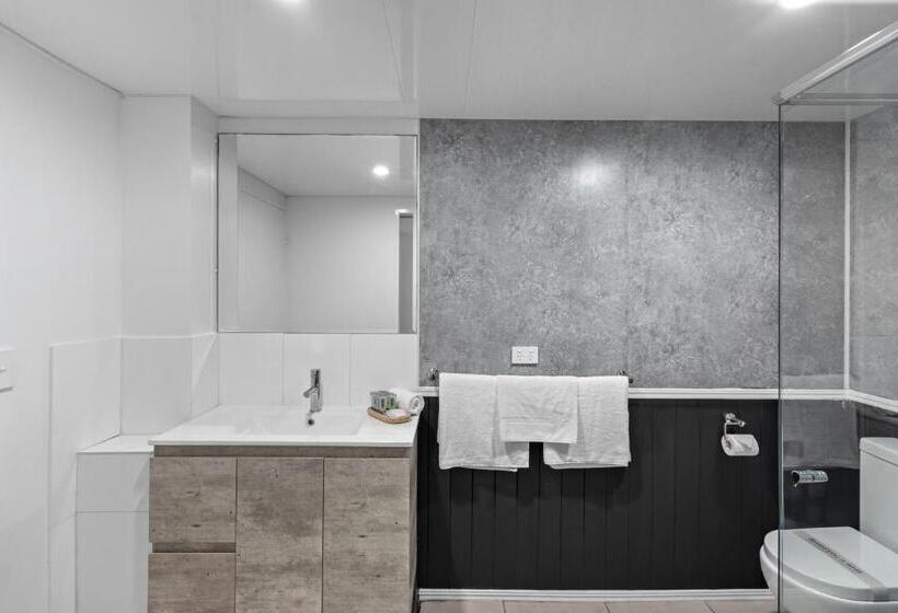 디럭스 패밀리 룸, Montego Mermaid Beach Motel