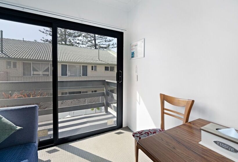 スーペリアールーム, Montego Mermaid Beach Motel