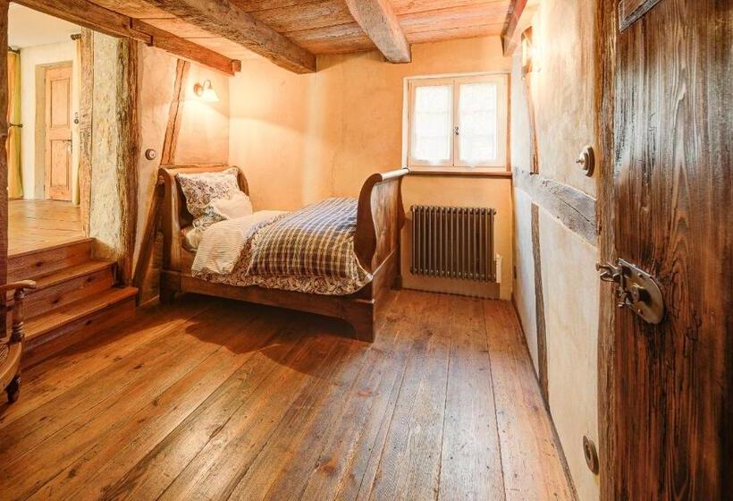 高级大房间, Au Fil Du Temps