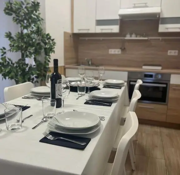１ベッドルームアパートメント, Camille Apartmanhouse