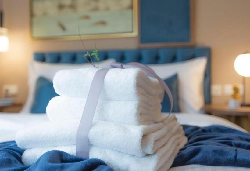 高级大房间, Delphi Hotel & Restaurant