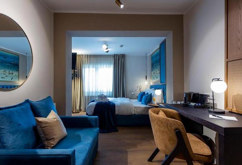 Номер Superior, Delphi Hotel & Restaurant