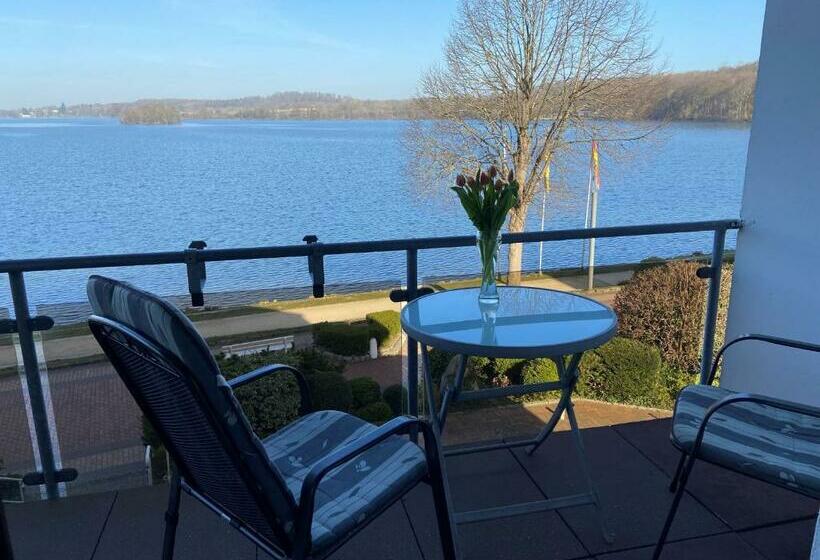 标准间带湖景, Seerose Bad Malente